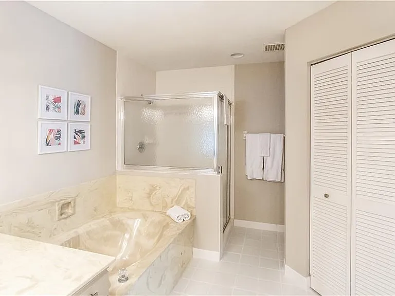6240 Bellerive Ave #6606 — Photo 23