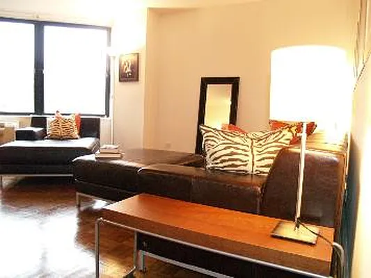 Rented by Corcoran | media 6