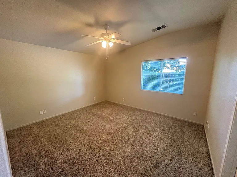 3832 W Sweet Ave — Photo 9