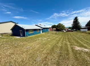 317 3rd St S, Cascade, MT 59421