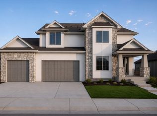 155 Boxwood Dr, Windsor, CO 80550