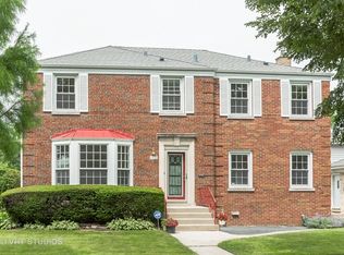 8320 Tripp Ave, Skokie, IL 60076