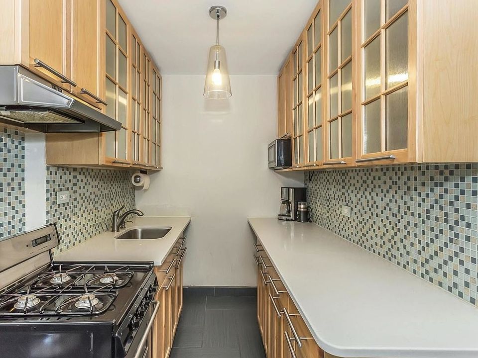 1st image of 54-17 31st Ave APT 6