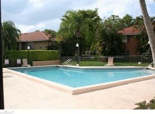 716 NW 103rd Ter, Pembroke Pines, FL 33026