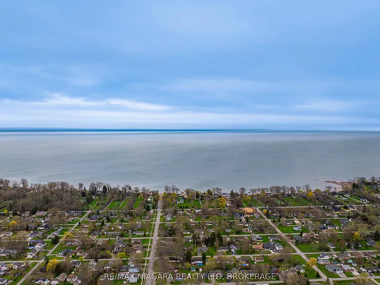 355 Bernard Ave — Photo 23