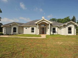 550 Old Pin Oak Rd, Paige, TX 78659