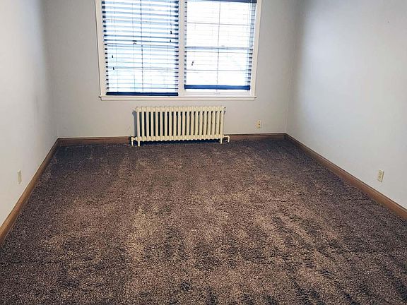 5th image of 5 Saint Clair Ave #5