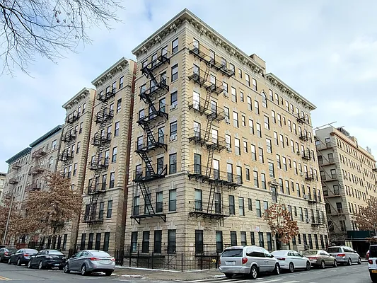 Rented by Compass | media 13