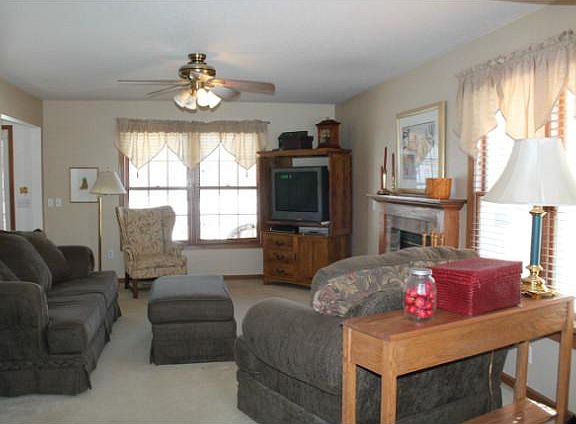 4th image of 1039 Little Creek Dr