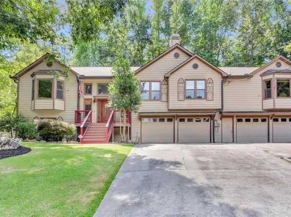 111 Live Oak Ct, Dallas, GA 30157