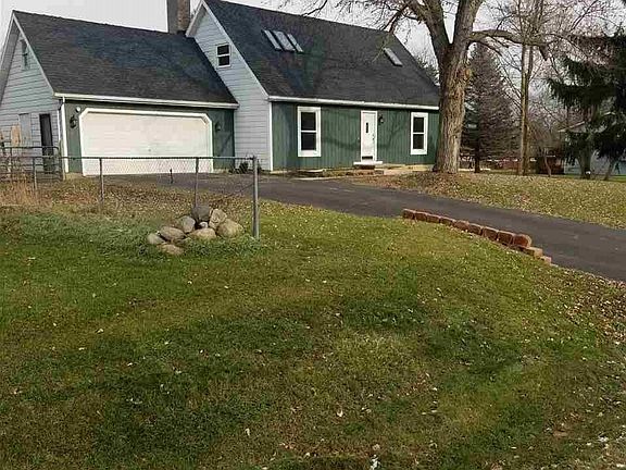 3rd image of 9227 Highland View Dr