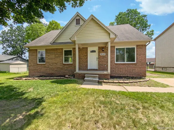19049 Banner Ave, Brownstown, MI 48174