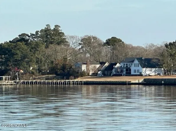 469 Breezy Banks Road, Roper, NC 27970