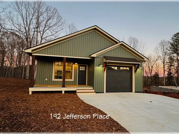 192 Jefferson Pl, Walhalla, SC 29691