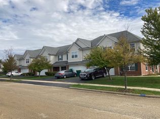 2126 Pembridge Ln, Joliet, IL 60431