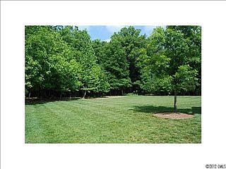 2nd image of 102 Montrose Dr