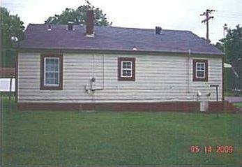 2nd image of 186 E Brooks Rd