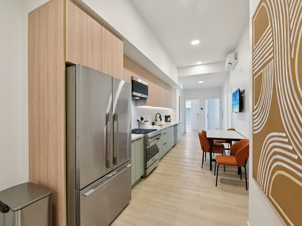 360 N Hayworth Ave #402F