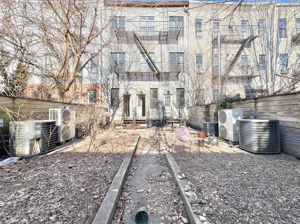 188 Stockholm Street image 1 of 9