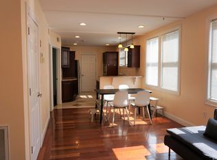 132 Elton St, Providence, RI 02906