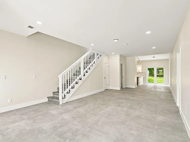 4701 Evergreen Ave — Photo 16