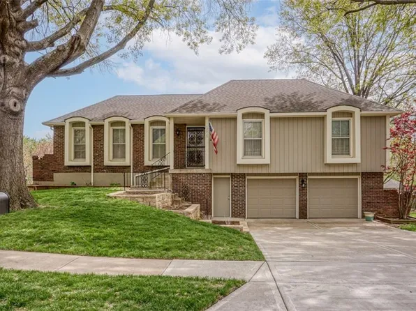 12825 Locust St, Kansas City, MO 64145