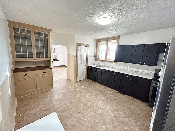 5th image of 5141 Hilda Ave