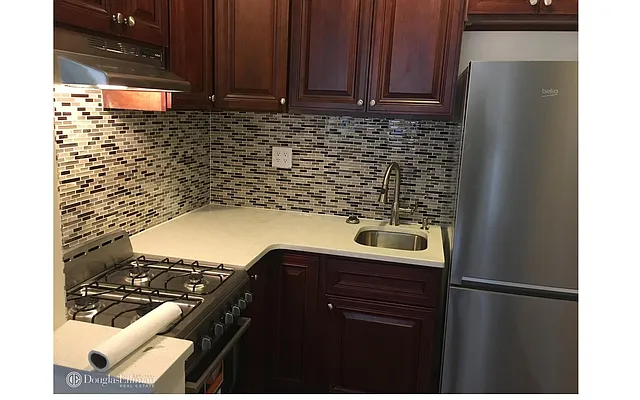 Rented by Douglas Elliman | media 10