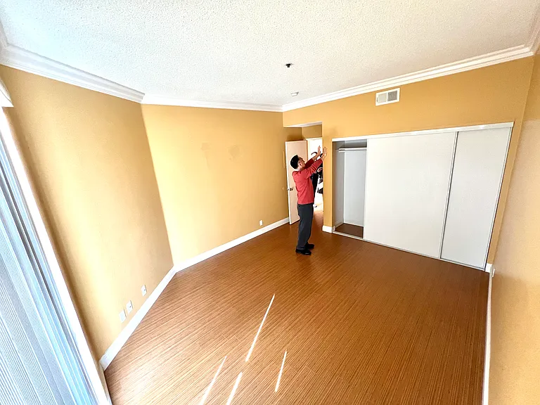 533 S Saint Andrews Pl #416 — Photo 10