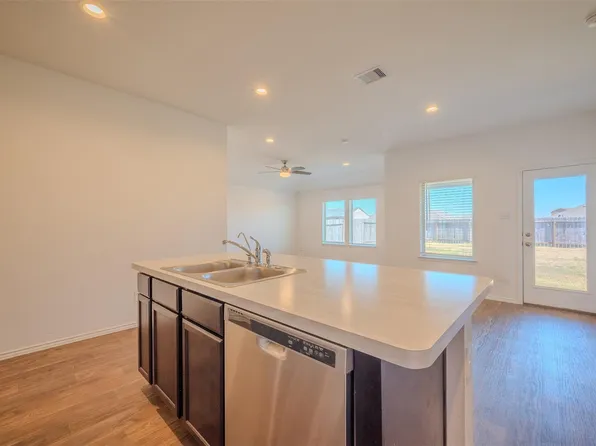 5230 Vincent Rose Ct, Katy, TX 77449