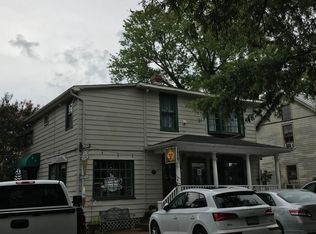 201 Union St UNIT A, Occoquan, VA 22125