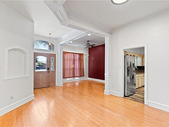 4th image of 2012 Quail Ln
