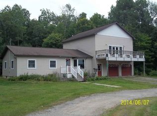 8521 S Ayr Rd, Alanson, MI 49706
