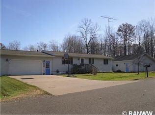 609 Fox Rd, Cornell, WI 54732