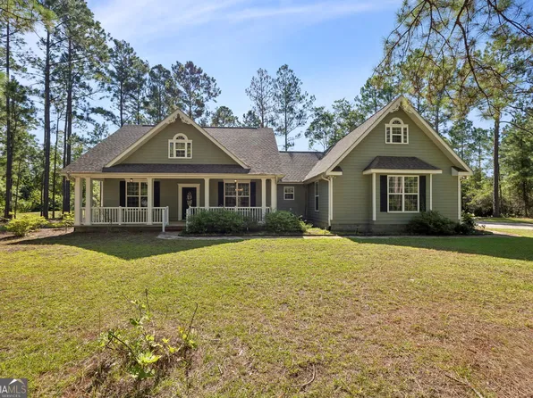 311 Holly Haven Dr, Kingsland, GA 31548