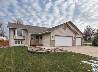3701 E Dawley Ct, Sioux Falls, SD 57103