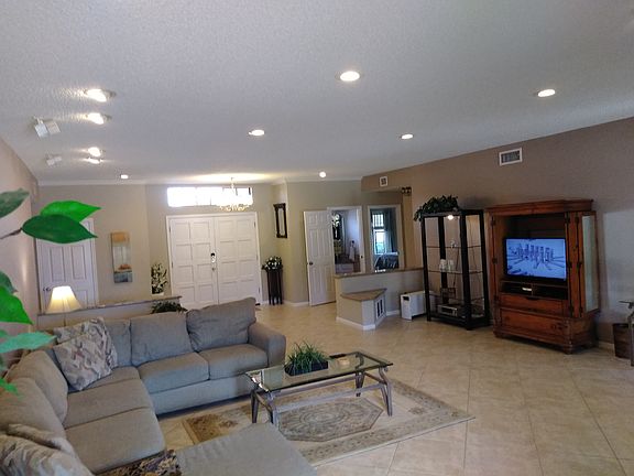 4th image of 10549 E Desert Cove Ave