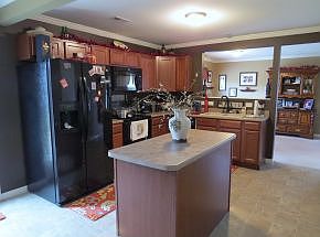 3rd image of 534 Natalie Ct