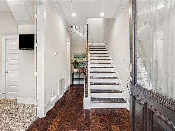 4th image of 1812 Rosedale St #D
