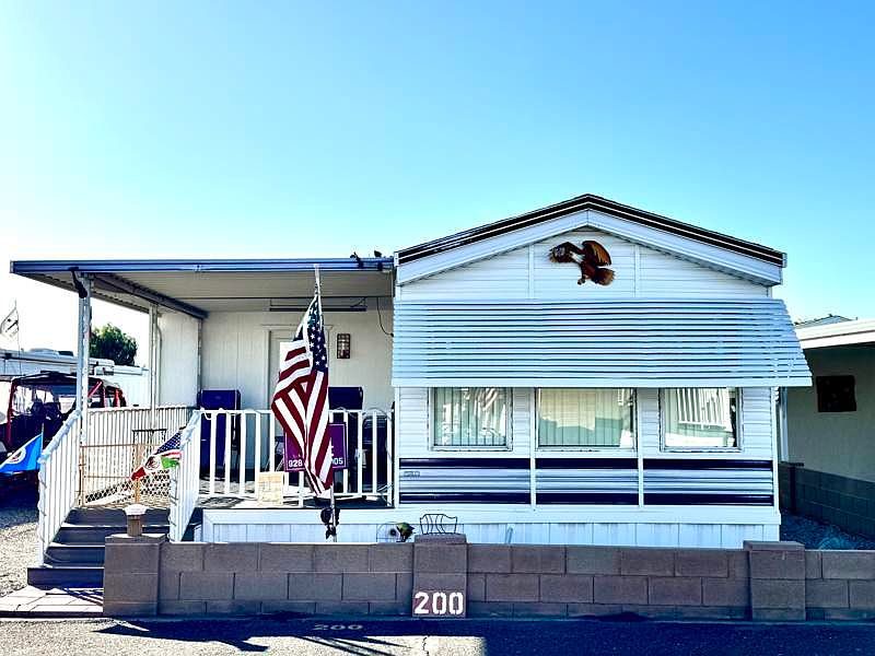 1st image of 10442 N Frontage Rd #200