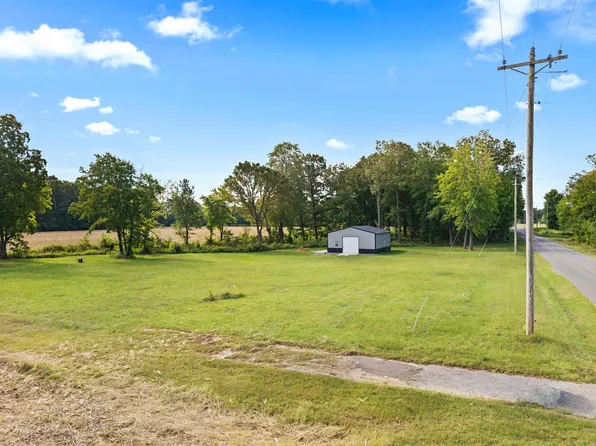 609 Oak Grove Church Rd, Benton, KY 42025
