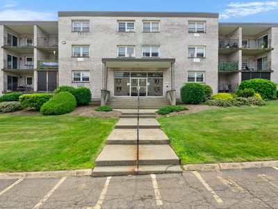 308 Meadowside Road APT 201, Milford, CT, 06460