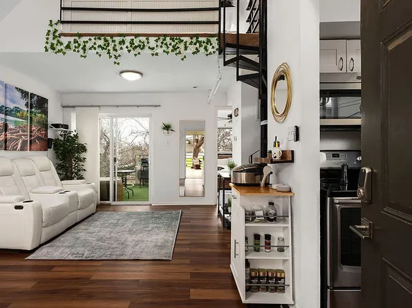 1514 Parker Ln APT 209, Austin, TX 78741