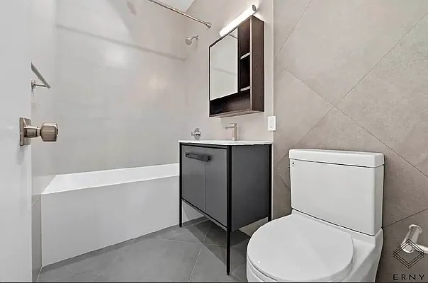 Rented by ERNY LLC | media 13