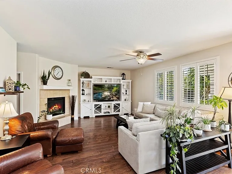 40174 Jaylene St — Photo 5