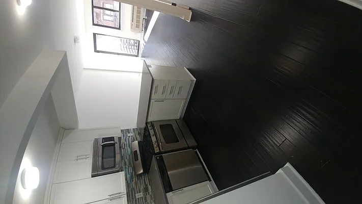 Rented by Metro Garden Realty NYC | media 17