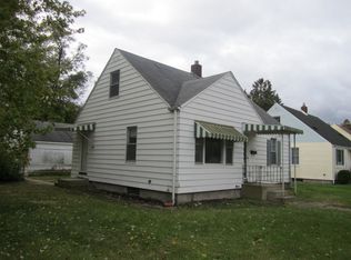 1358 Chalfant St, South Bend, IN 46617
