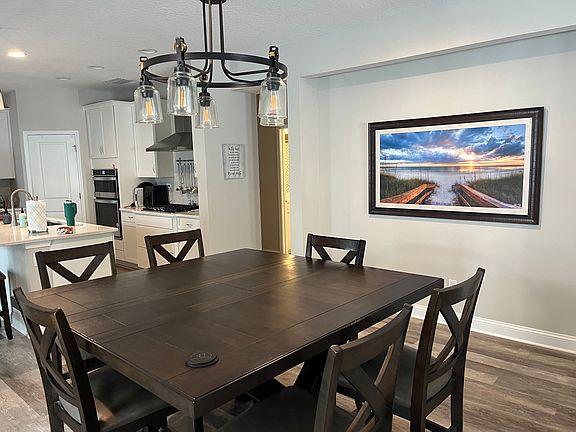 3rd image of 277 Holly Forest Dr