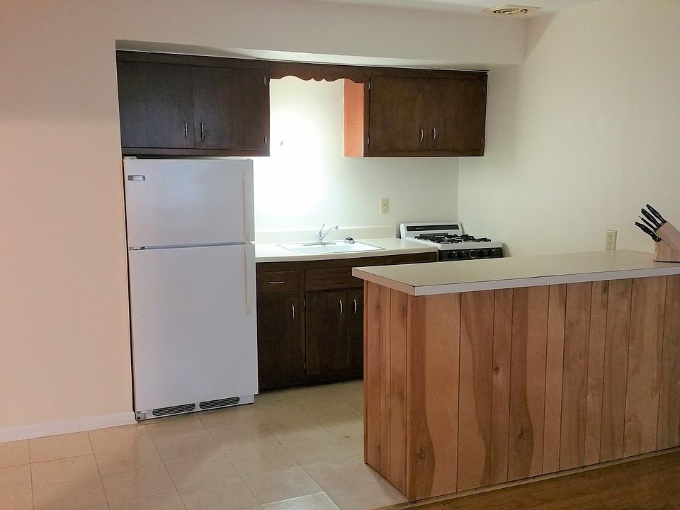 1st image of 1652 N Humboldt Ave APT 15