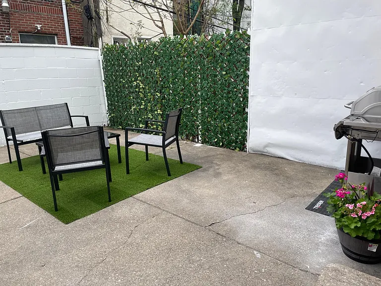 2828 Winton St — Photo 13